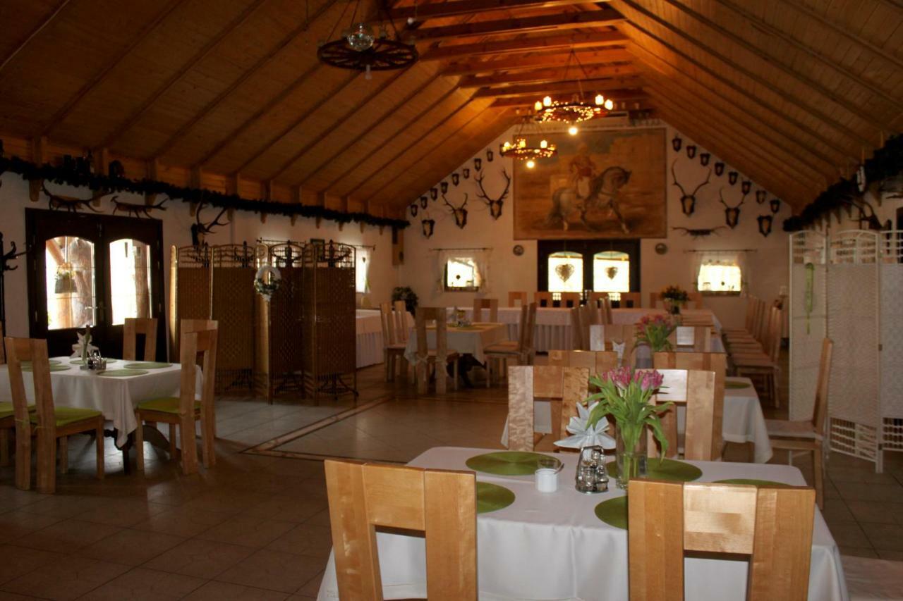 Rogow Park Lesny 'U Kaczyny'酒店 外观 照片